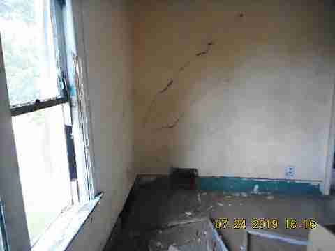 6700 Clifton (21)_m.jpg